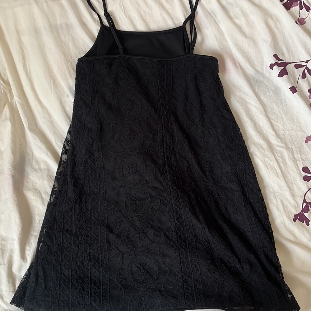 Garage Dress - Picture 3 of 3